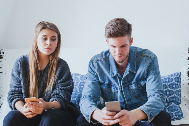 Jalousie : Des conseils pour la surmonter