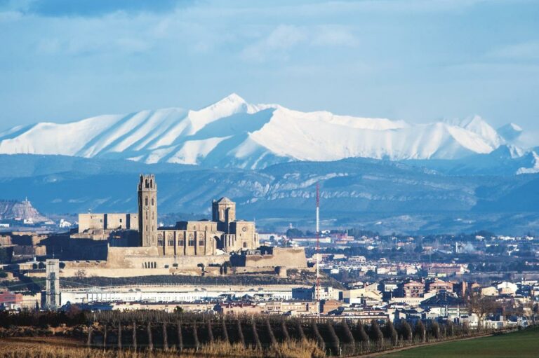 Seu-Vella avec ses vues (Lleida) - Vacances adaptées en Catalogne