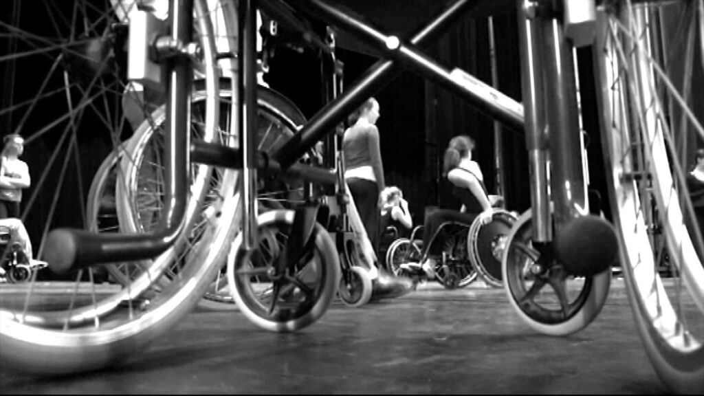 Tatoo inclusive handicap et danse