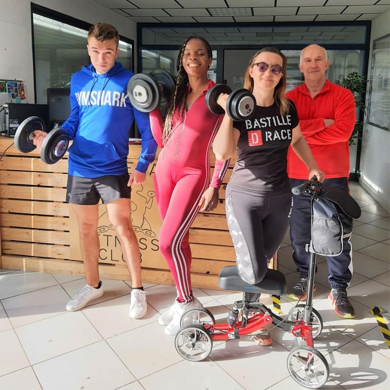 Kneescoot : Véronique a changé de vie avec cette trottinette à trois roues