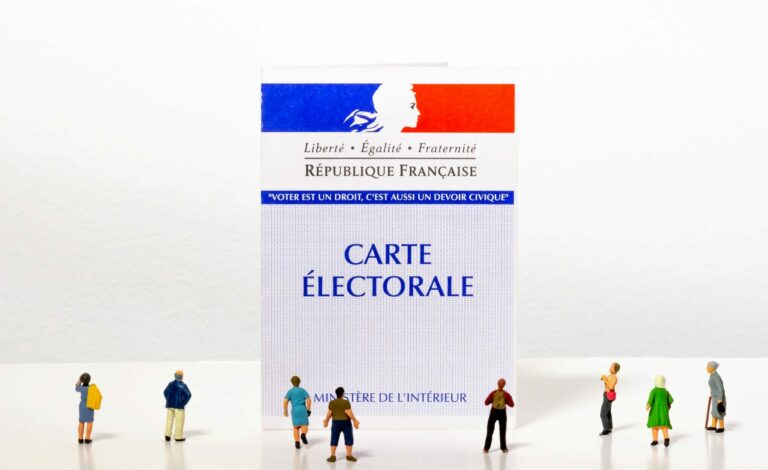 Vote des majeurs en tutelle : un dispositif défaillant à la veille des élections