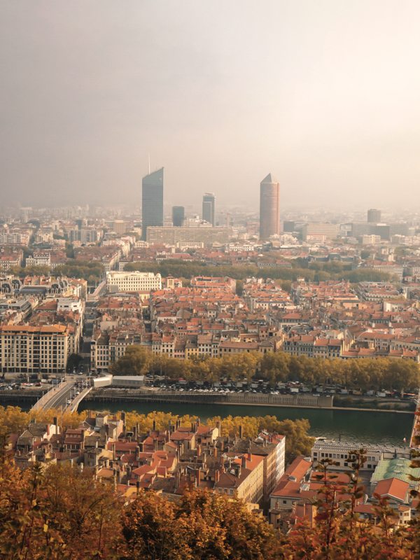 vue en hauteur de la ville de Lyon