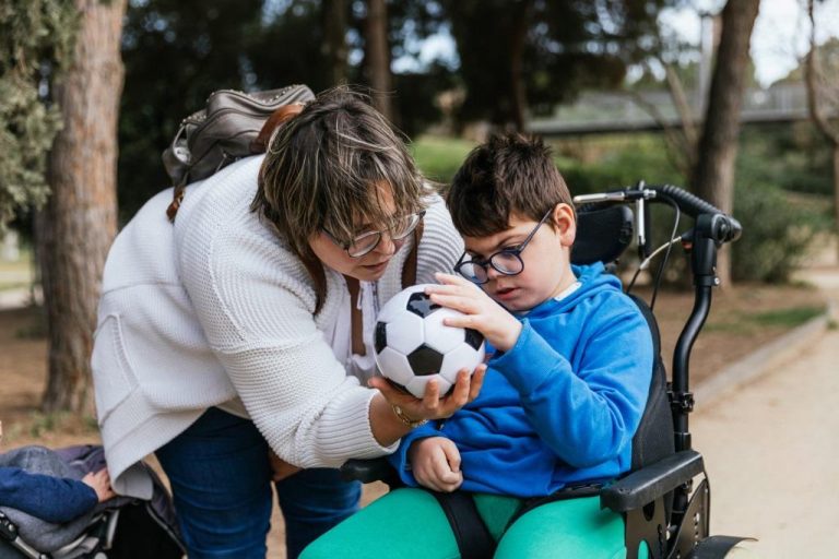 Une enquête nationale destinée à tous les parents aidants