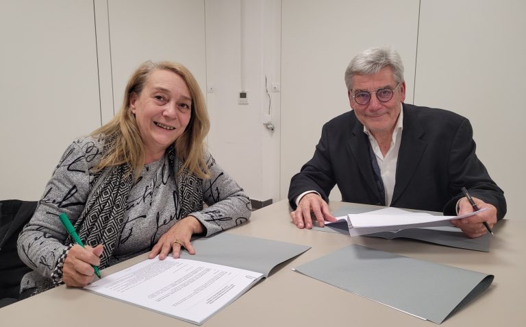 Vie intime et sexuelle des personnes en situation de handicap : APF et la Chaire UNESCO s'associent