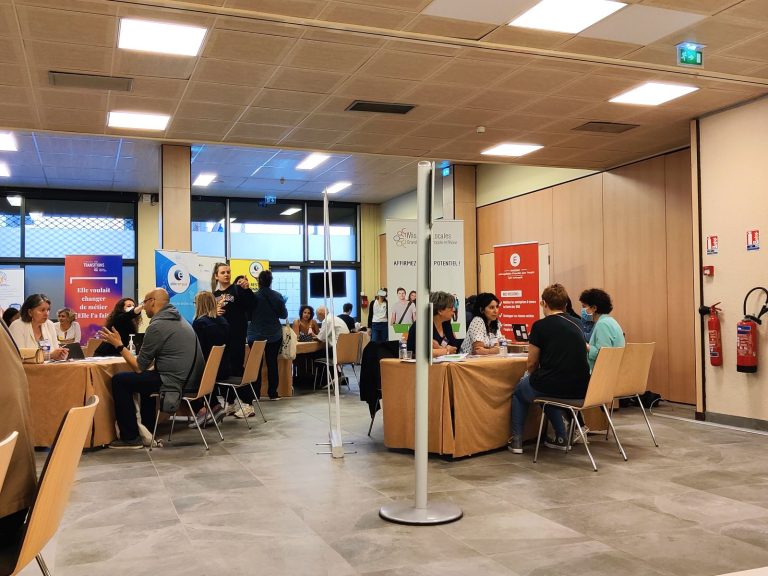 Les rencontre handiagora pour assurer votre vie professionnelle