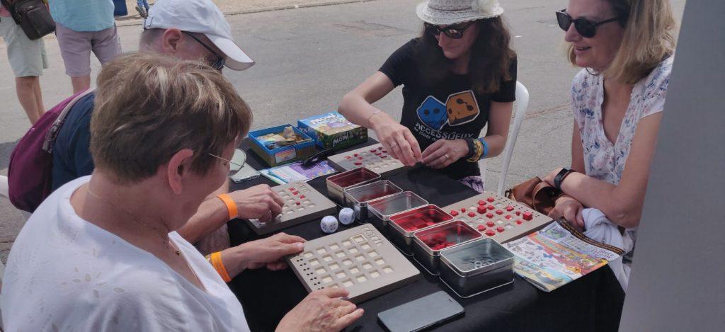 Accessijeux : des jeux de société pour les personnes en situation de handicap