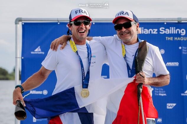 Ange Margaron et Olivier Ducruix champion du monde de para voile !