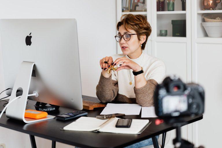entrepreneur handicapé © Karolina-Grabowska-pexels